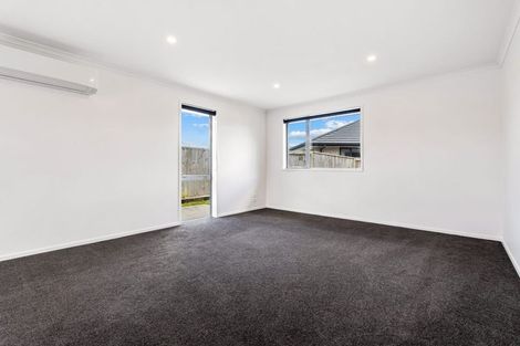Photo of property in 12 Saint Michaels Crescent, Kelburn, Wellington, 6012