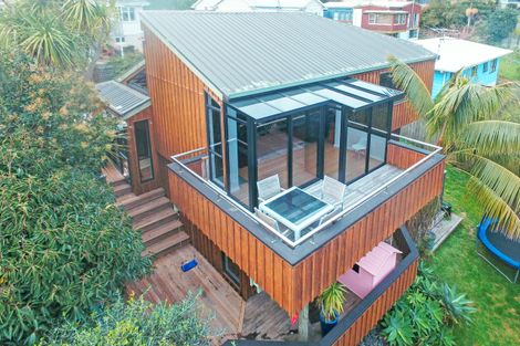 Photo of property in 2/112 Litten Road, Cockle Bay, Auckland, 2014