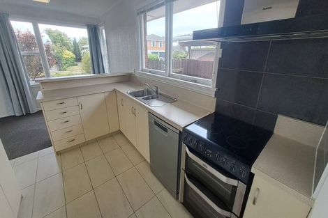 Photo of property in 29 Rosedale Place, Avonhead, Christchurch, 8042