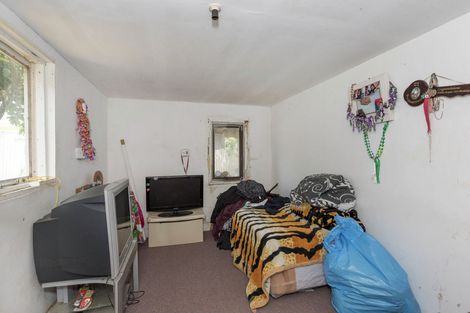 Photo of property in 17 Addington Avenue, Manurewa, Auckland, 2102