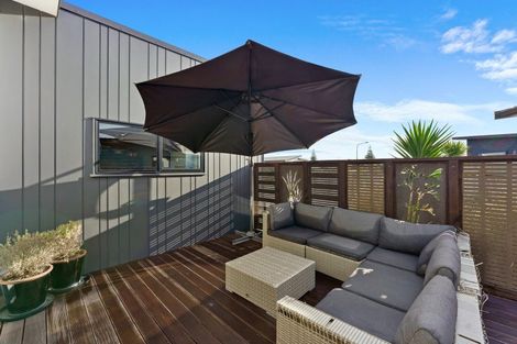 Photo of property in 14 Seagrass Place, Otaki Beach, Otaki, 5512
