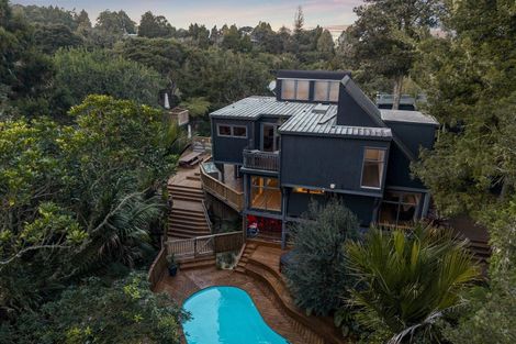 Photo of property in 186b Woodlands Park Road, Titirangi, Auckland, 0604