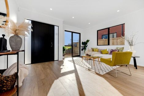 Photo of property in 37 Puia Street, Papatoetoe, 2025