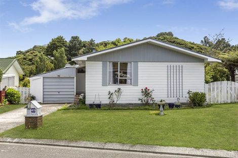 Photo of property in 45 Hicks Close, Whitby, Porirua, 5024