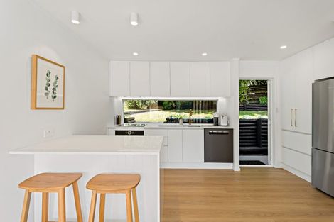 Photo of property in 14 Awaruku Road, Torbay, Auckland, 0630