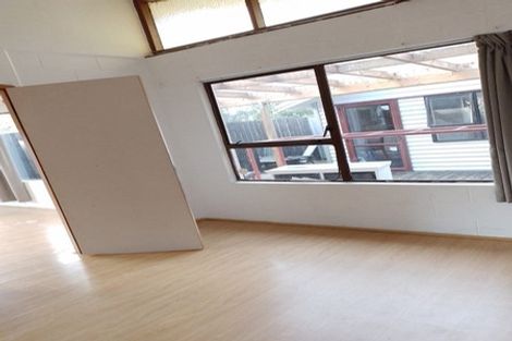 Photo of property in 2/34 Glencourt Place, Glenfield, Auckland, 0629