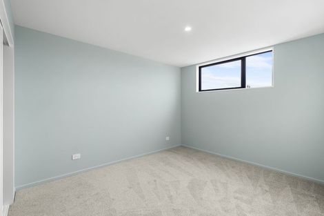 Photo of property in 8b Mackworth Street, Woolston, Christchurch, 8062