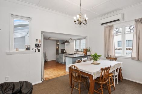 Photo of property in 17 Mersey Street, South Hill, Oamaru, 9400