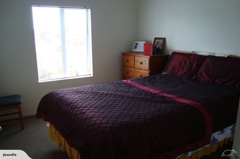 Photo of property in 32 Albionvale Road, Glen Eden, Auckland, 0602