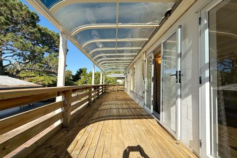 Photo of property in 27 Glendene Avenue, Glendene, Auckland, 0602