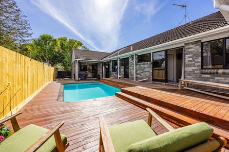 Photo of property in 168 Walter Strevens Drive, Conifer Grove, Takanini, 2112