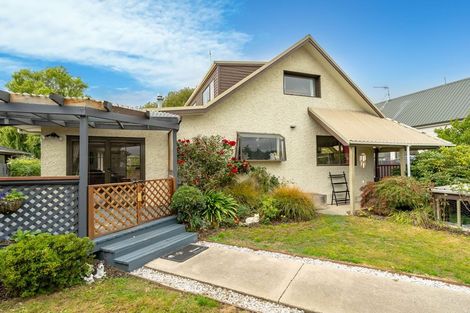 Photo of property in 46 Kinmont Crescent, Kinmont Park, Mosgiel, 9024