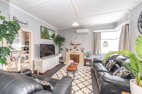 Photo of property in 51 Bamber Street, Castlecliff, Whanganui, 4501
