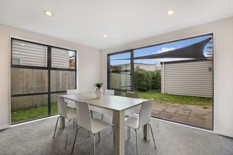 Photo of property in 5 Popokatea Drive, Takanini, 2112