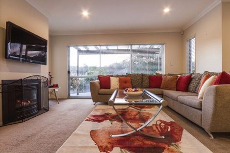 Photo of property in 28 Vinewood Drive, Albany, Auckland, 0632