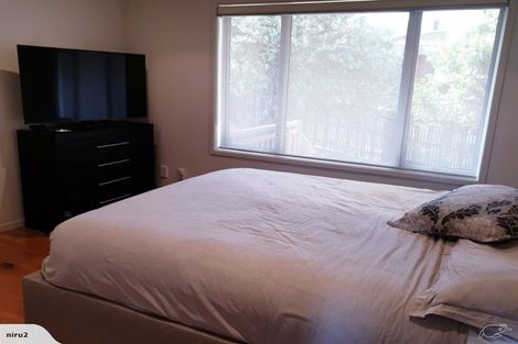 Photo of property in 210 Clovelly Road, Bucklands Beach, Auckland, 2012