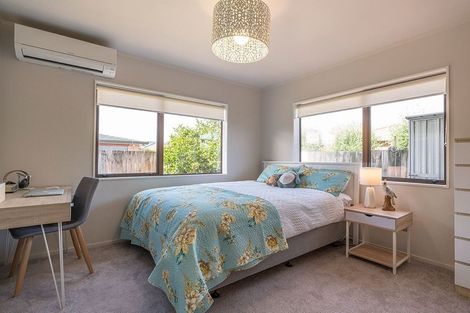 Photo of property in 12 College Drive, Paraparaumu, 5032