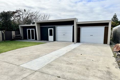 Photo of property in 59 Longfellow Road, Opunake, 4616