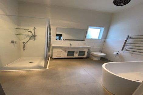 Photo of property in 64 Maunu Road, Avenues, Whangarei, 0110