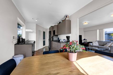 Photo of property in 1 Antonia Place, Bell Block, New Plymouth, 4312