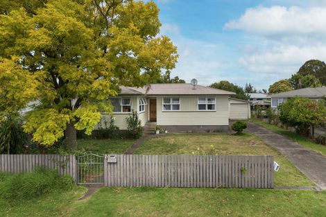 Photo of property in 17 Addington Avenue, Manurewa, Auckland, 2102