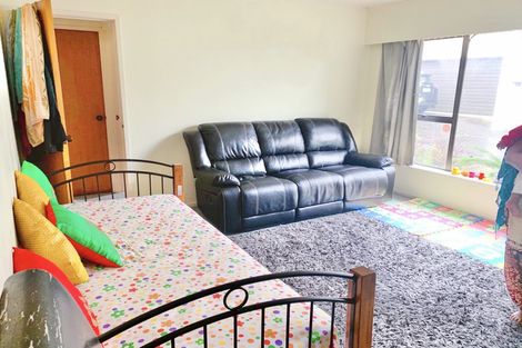 Photo of property in 1/11 Keystone Avenue, Mount Roskill, Auckland, 1041