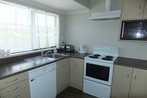 Photo of property in 5a Snead Place, Hamilton East, Hamilton, 3216