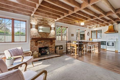 Photo of property in 147 Outram-mosgiel Road, Mosgiel, Outram, 9073