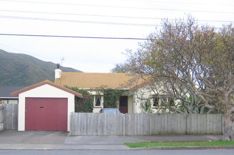 Photo of property in 48 Porutu Street, Fairfield, Lower Hutt, 5011