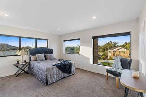 Photo of property in 78 Keri Vista Rise, Papakura, 2110