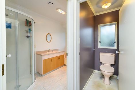 Photo of property in 87 Pacific Drive, Fitzherbert, Palmerston North, 4410