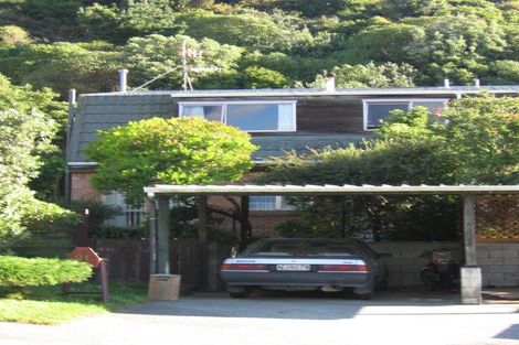 Photo of property in 91 Churton Drive, Churton Park, Wellington, 6037