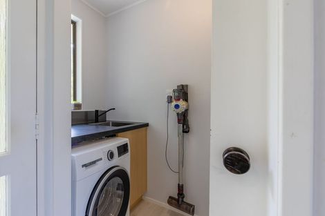 Photo of property in 67 Hauraki Terrace, Pukawa Bay, Turangi, 3381