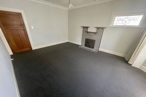 Photo of property in 23 Severn Street, Island Bay, Wellington, 6023
