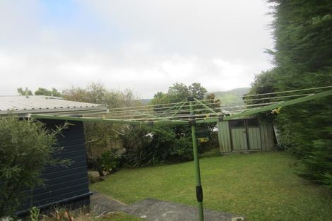 Photo of property in 12 Florio Terrace, Tawa, Wellington, 5028