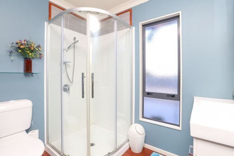 Photo of property in 9 Hollinger Place, Nawton, Hamilton, 3200