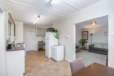 Photo of property in 42 Koremata Street, Green Island, Dunedin, 9018