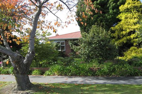 Photo of property in 56 Carruthers Street, Ilam, Christchurch, 8041
