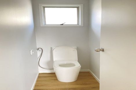 Photo of property in 75 Lewisham Street, Highland Park, Auckland, 2010