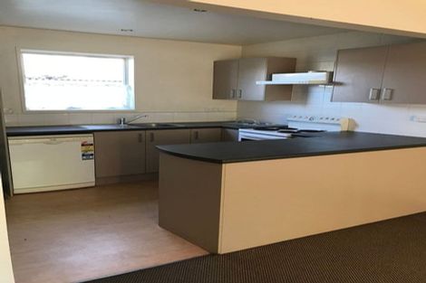 Photo of property in 2/14 Church Square, Addington, Christchurch, 8024