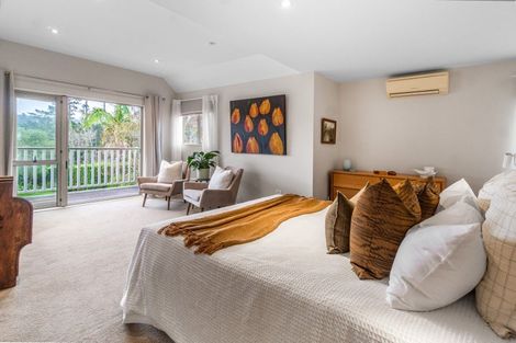 Photo of property in 37 Hardens Lane, Paremoremo, Auckland, 0632