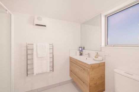 Photo of property in 1/118 Oram Avenue, New Brighton, Christchurch, 8061