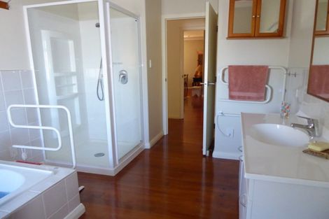 Photo of property in 118 Hone Heke Road, Kerikeri, 0230