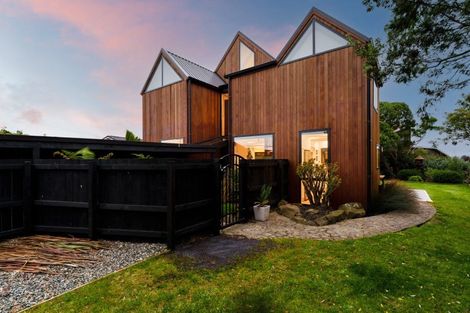 Photo of property in 203 Highcliff Road, Shiel Hill, Dunedin, 9013