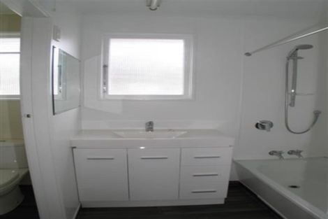 Photo of property in 27 Kent Street, Picton, 7220