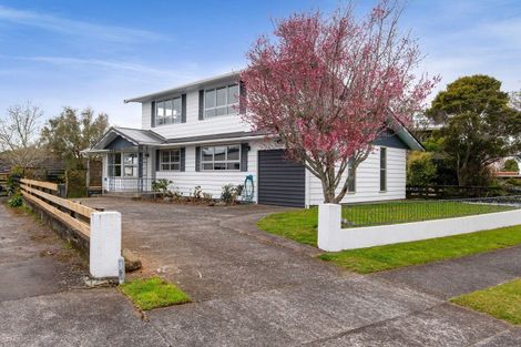 Photo of property in 7 Rennell Street, Frankleigh Park, New Plymouth, 4310