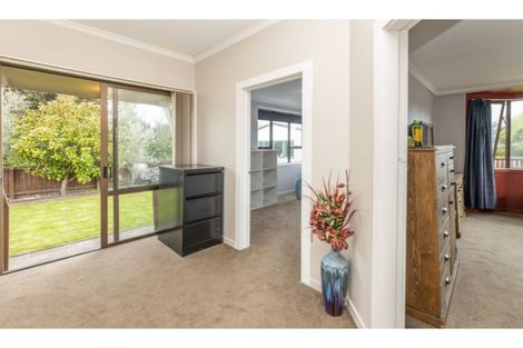 Photo of property in 23 Cross Street, Coalgate, 7673