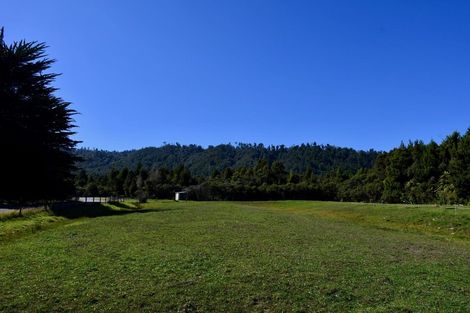 Photo of property in 4 Sunset Heights Road, Karamea, 7893