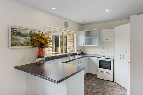 Photo of property in 44 Arawhata Road, Paraparaumu, 5032