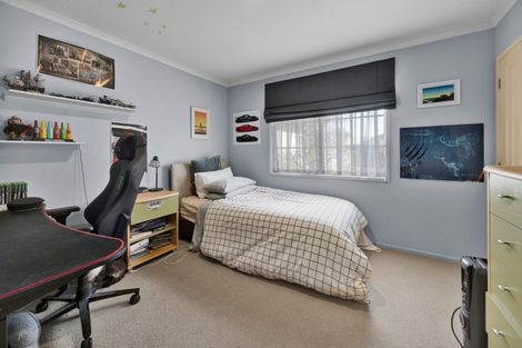 Photo of property in 51 Shelter Grove, Frankleigh Park, New Plymouth, 4310